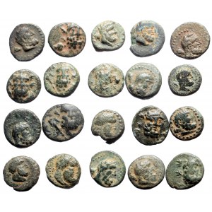 29 Greek AE coins (Bronze, total weight: 46.65g)