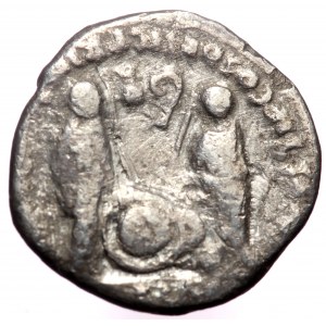 Augustus (27 BC-AD 14), AR denarius (Silver, 18,4 mm, 3,30 g), Lugdunum, 2 BC - AD 12 .
