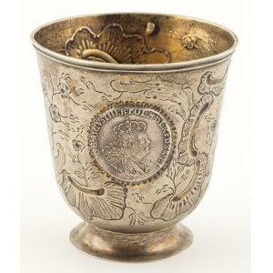ROKOKOWY KUBEK Z MONETAMI, Polska, Toruń, Johann Samuel Meschke (Möschke) (?), po 1762