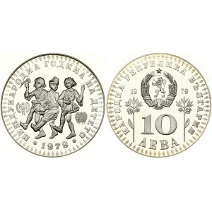 Bulgaria 10 Leva 1979 International Year of the Child. Obverse: Arms divide date above denomination. Reverse...