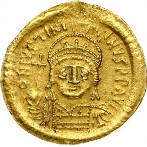 Byzantine Empire 1 Solidus (527-565) Justinian I (527-565). Obverse: Helmeted and cuirassed bust facing...