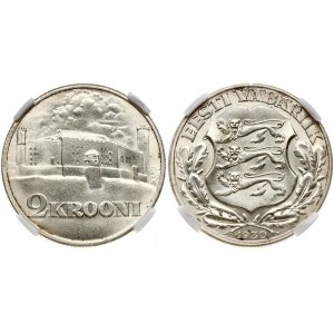 Estonia 2 Krooni 1930 Toompea Fortress at Tallinn. Obverse: National arms wreath surrounds date below. Reverse...