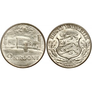 Estonia 2 Krooni 1930 Toompea Fortress at Tallinn. Obverse: National arms wreath surrounds date below. Reverse...