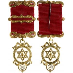 Great Britain Antique Masonic 18k Gold Medal (19th Century). 19th century solid gold Masonic medal in original box...