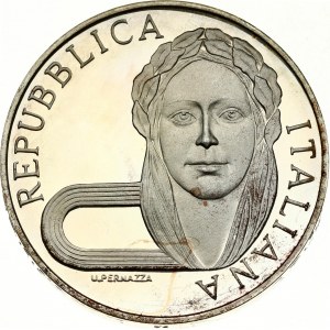 Italy 500 Lire 1992R Olympics. Obverse: Laureate head facing and half of oval track. Reverse: Buildings and 3...