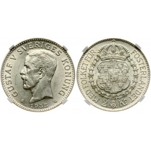 Sweden 2 Kronor 1938 G Gustaf V (1907-1950). Obverse: Head left. Reverse: Crowned arms within order chain...