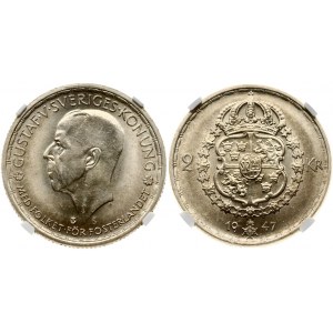 Sweden 2 Kronor 1947 TS. Gustaf V (1907-1950). Obverse: Head left. Reverse: Crowned arms divides value...