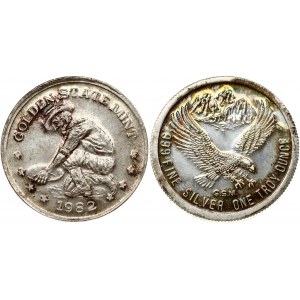 USA Token 1 Oz Silver 1982 Obverse: American Prospector Pioneer gold panning in a mountain stream...