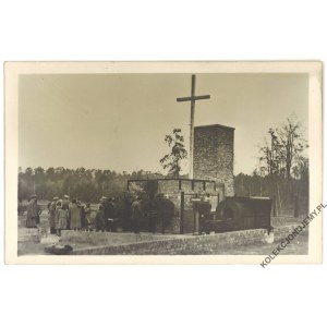 SZTUTOWO. Krematorium na terenie b. hitlerowskiego obozu koncentracyjnego, fot. J. Uklejewski, wyd. RUCH