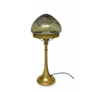 Table lamp