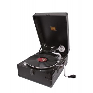 Turntable with a set of 5 records