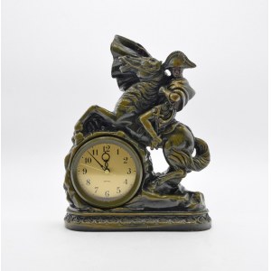Zegar z figurą Napoleona na koniu