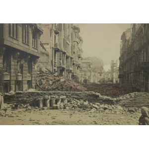 Warszawa Rok 1945 ul. Moniuszki [fotografia ca 1945]