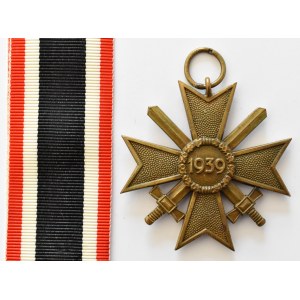 Deutschland, Drittes Reich, Kriegsverdienstkreuz für 1939 mit Schwertern, Klasse II, Ref. 51 - Edward Gorlach