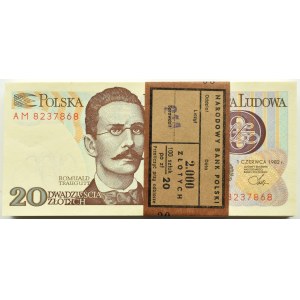 Poľsko, PRL, bankový balík 20 PLN 1982, Varšava, séria AM, UNC