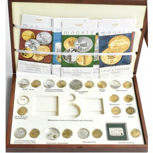 Poland, Silver Collector Coins, 2012 vintage in wooden box, UNC