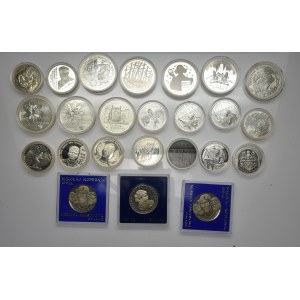 Zestaw ciekawszych i rzadszych monet kolekcjonerskich 1974-2001