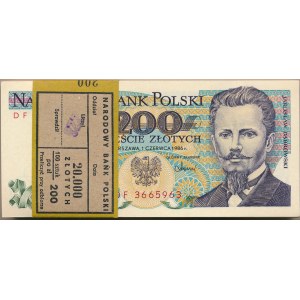 Paczka bankowa 200 złotych 1986 -DF- 100 sztuk