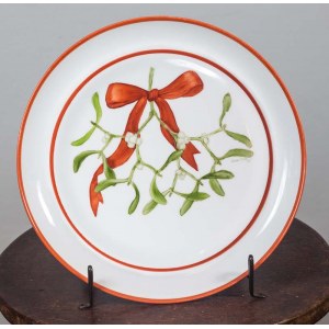 HUTSCHENREUTER Porcelain Factory, Germany, Plate decorated with a sprig of mistletoe, 20th century.