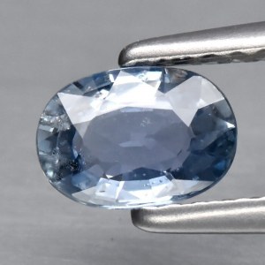 Natural Sapphire 0.69 ct. 6.3x4.5 mm. Madagascar - video