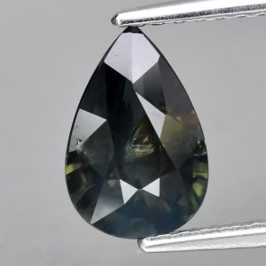 Szafir Naturalny 1.53 ct. 9.0x6.0 mm. Australia - video