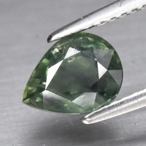 Natürlicher Saphir 1,54 ct. 8,0x6,0 mm. Afrika - Video