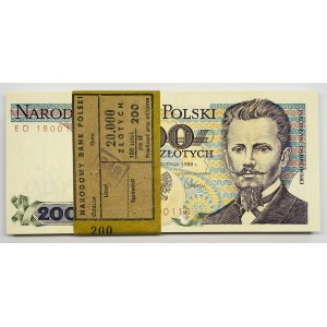 Paczka bankowa 200 złotych 1988 seria ED ( 99 sztuk)