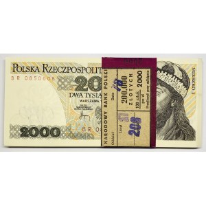 Paczka bankowa 2.000 złotych 1982 seria BR ( 93 sztuki)