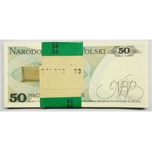 Paczka Bankowa 100 sztuk 50 złotych 1988 wraz z banderolą - seria HY