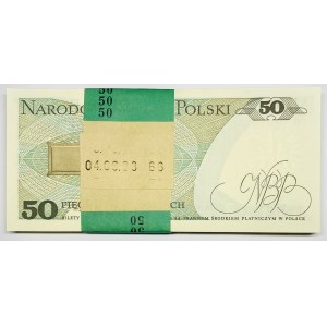 Bankový balík 100 kusov 50 zlotých z roku 1988 vrátane banderolky - séria KG