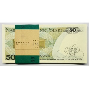 Paczka Bankowa 100 sztuk 50 złotych 1988 wraz z banderolą - seria HU