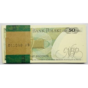Bank Packet 100 pieces of 50 zloty 1988 with a bandolier - GM series