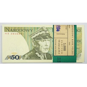 Bank Packet 100 pieces of 50 zloty 1988 together with a bandolier - HR series