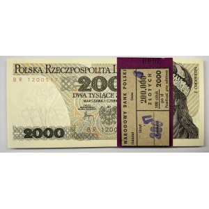 Paczka bankowa 2.000 złotych 1982 seria BR 100 sztuk