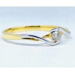 Ring aus 18 Karat Gold mit Diamant
