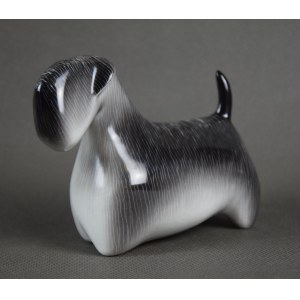 Sealyham terrier figurine, designed by Mieczyslaw Naruszewicz, Ćmielów, 1960s.