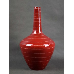Vase in the form of a bottle, ZPS Ćmielów, 1960s.