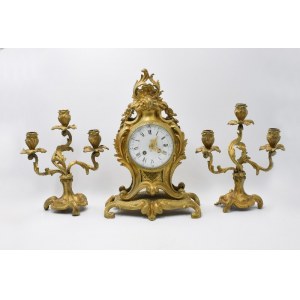 JAPY FRERES clock company (active from 1772 - to early 20th century), Mantel clock, neo-Rococo, with a pair of candelabra