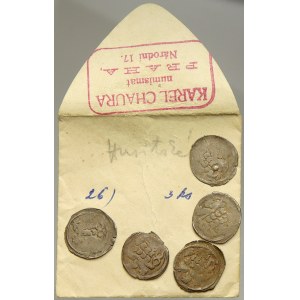 Husité (1419-37). Kruhový peníz se lvem, různé. Starý sáček s razítkem Karla Chaury