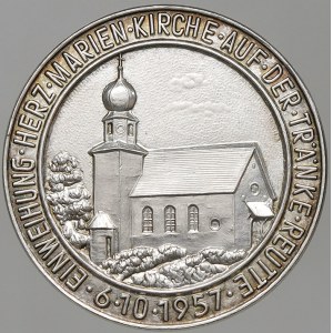 Rakousko. Slavnostní otevření kostela Mariánského srdce v Tränke Reutte 1957.