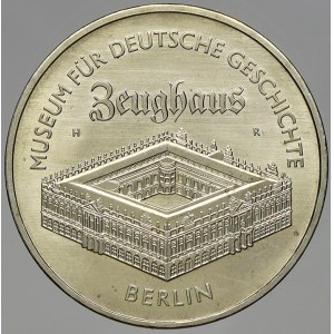 Německo – DDR. 5 M 1990 Zeughaus