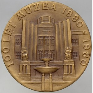 Hradec Králové. 100 let muzea v HK 1880 - 1980.