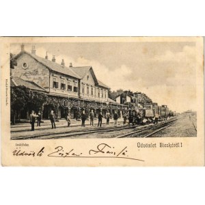 1903 Bicske, indóház, vasútállomás, gőzmozdony, vonat. Huszár László kiadása (EK)