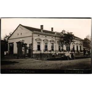 1941 Biharnagybajom, Községháza, autó. photo