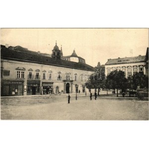 Budapest V. Városház tér, A kegyesrendiek épülete, Világ Panoráma, Mozgó mozi, Barhó Ferenc és Nagy József üzlete...