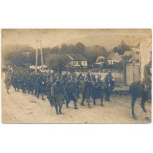 1916 Brassó, Kronstadt, Brasov; Einzug unsere Truppen nach Brassó am 9. Oktober / Csapataink bevonulása Brassóba 1916...