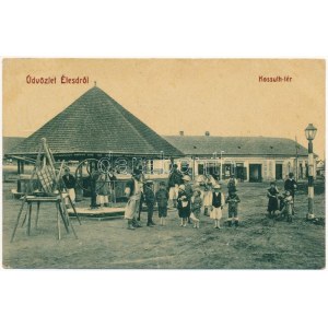 1910 Élesd, Alesd; Kossuth tér, kút, Klein Bernáth és Jakabfi Jakab üzlete, Sándor Mór nyomdája...