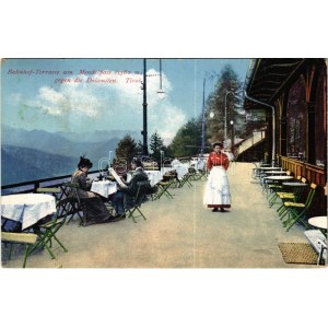 1913 Passo della Mendola, Mendelpass (Südtirol); Bahnhof Terrasse gegen die Dolomiten / railway restaurant's terrace ...