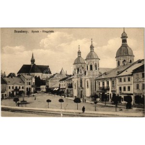 Berezhany, Brzezany, Berezsani; Ringplatz / Rynek / square, shops of Jozef Kenner and Sara Müller (tear...