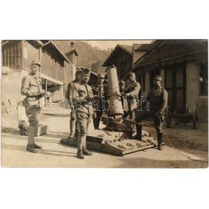 1918 Osztrák-magyar katonák Szlovéniában egy 22 cm-es aknavetővel / K.u.k. Minenwerfer / WWI Austro...